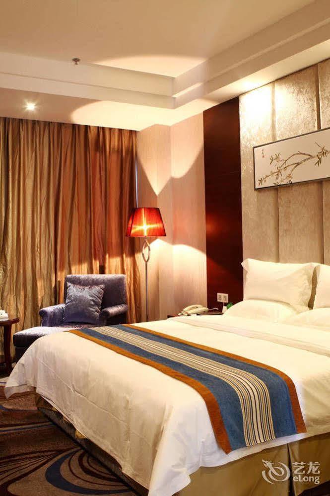 Mingcheng Times Hotel Ченду Екстер'єр фото