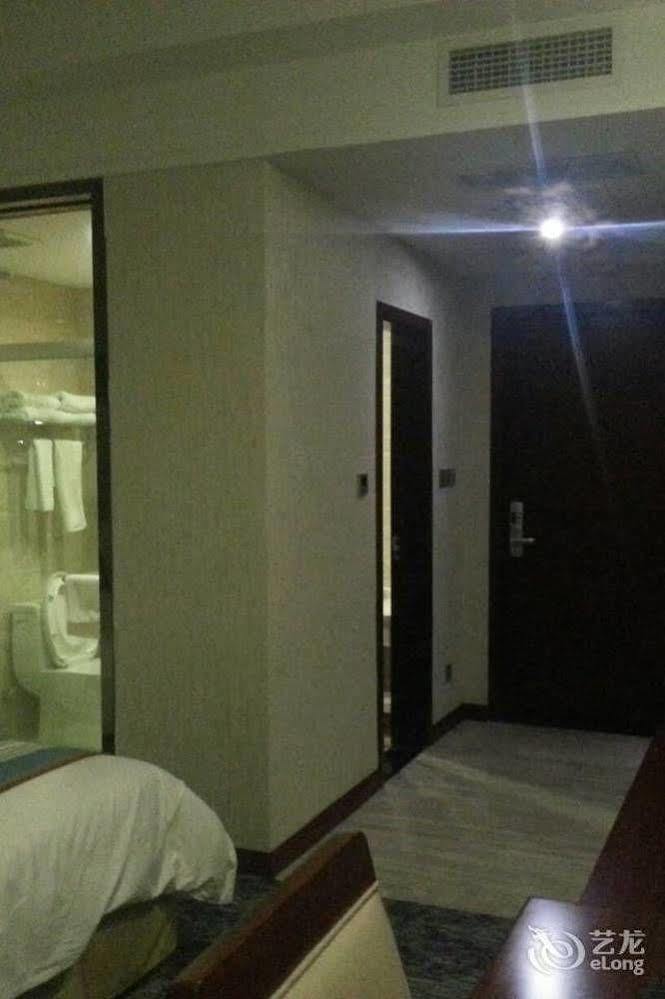 Mingcheng Times Hotel Ченду Екстер'єр фото